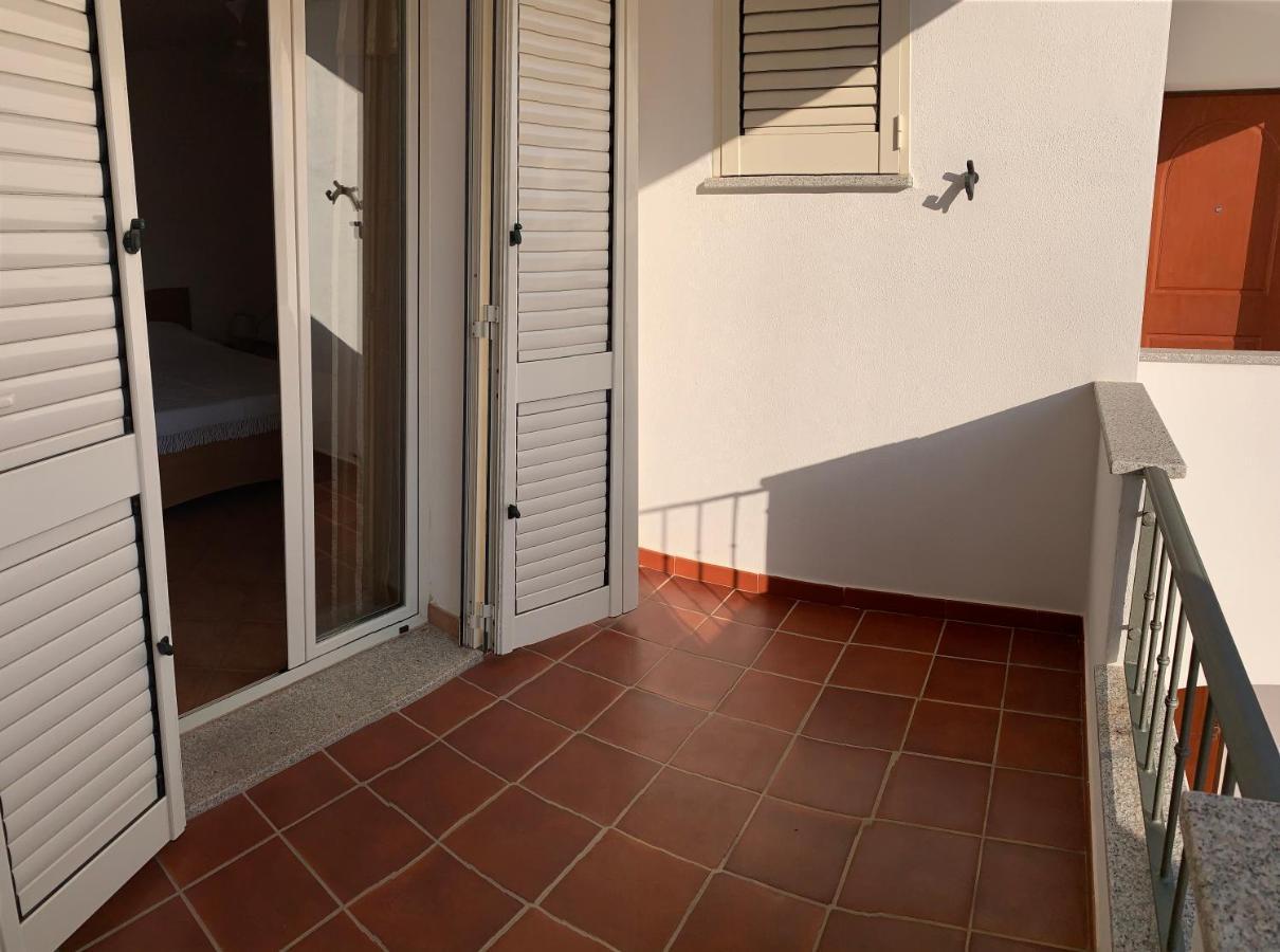 Apartamento Delfino Cala Gonone Exterior foto